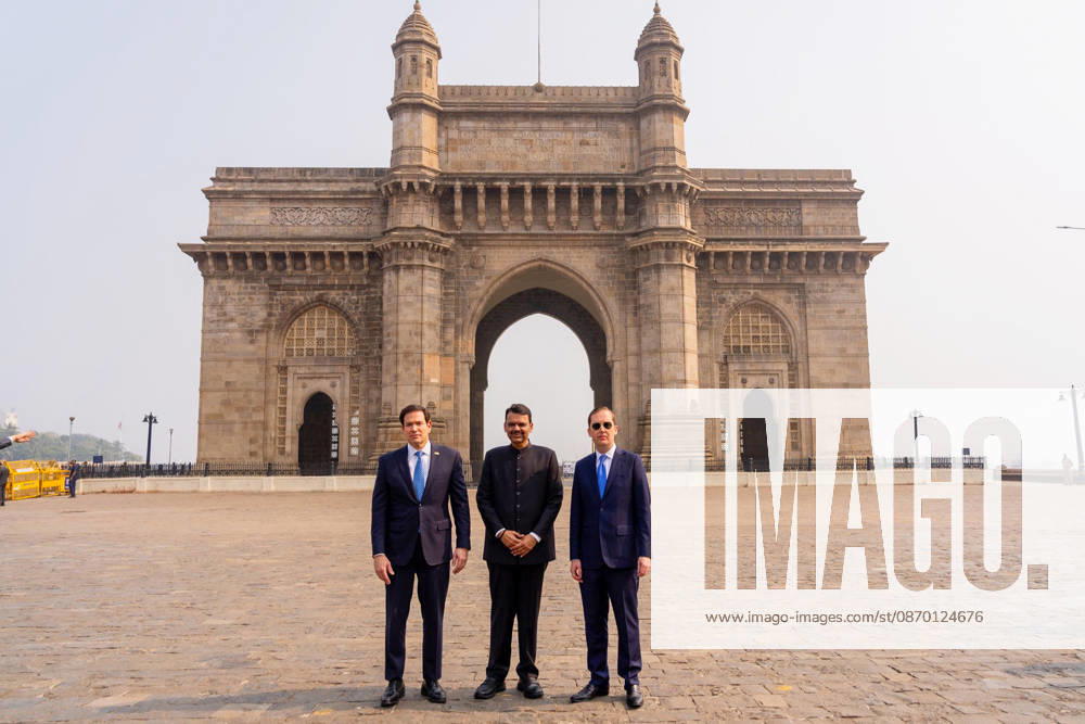 CM Devendra Fadnavis hosts Marco Rubio and Sergio Gor at the Gateway of India Mumbai, Oct 20 (ANI): Maharashtra Chief Minister Devendra Fadnavis poses for a picture with U.S. Secretary of State Marco Rubio and U.S. Ambassador to India Sergio Gor at Gateway of India, in Mumbai on Tuesday. (@USAmbIndia X ANI Photo) Mumbai Maharashtra India