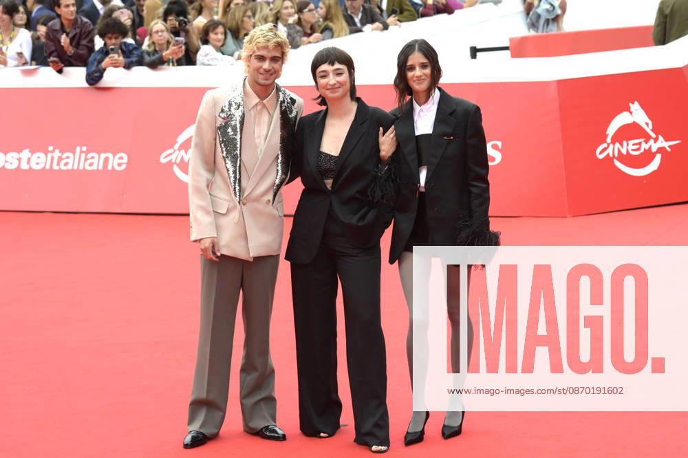 Lorenzo Zurzolo, Sabrina Iannucci und Benedetta Porcaroli bei der Premiere des Kinofilms 7 anniversari auf dem 21. Internationalen Filmfestival von Rom Festa del Cinema di Roma 2026 im Auditorium Parco della Musica. Rom