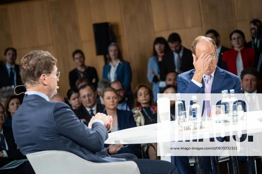 Larry Fink - Laurence Douglas Fink , CEO von BlackRock, diskutiert auf dem Berlin Global Dialog im früheren Staatsratsgebäude der DDR;Berlin Global Dialogue 2026 BGD 2026 Motto Advancing Alliances for a New Era, Berlin Berlin Deutschland ESMT