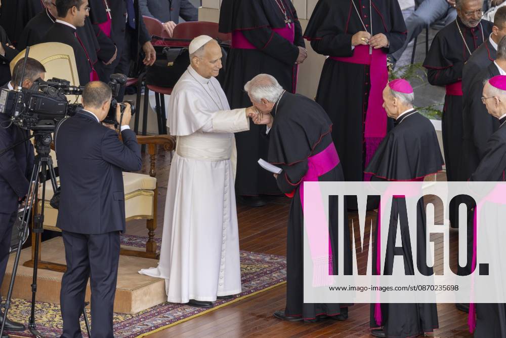 IPA89988253 - Italy, Rome, Vatican City, October 21, 2026: Pope Leo XIV during his weekly general audience in St. Peter s Square at the Vatican. Photo: Copyright Claudio Asquini Catholipressphoto
