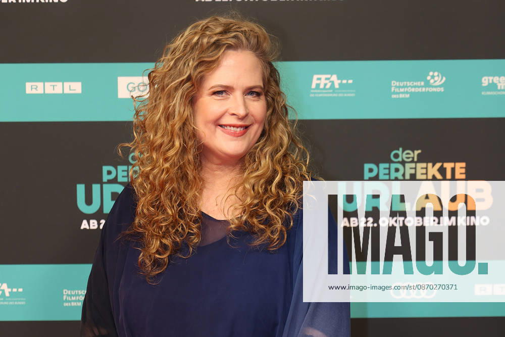 Diana Amft during the premiere of Der perfekte Urlaub at Cinedom on October 21, 2026 in Cologne, Germany The premiere of Der perfekte Urlaub in Cologne, Germany