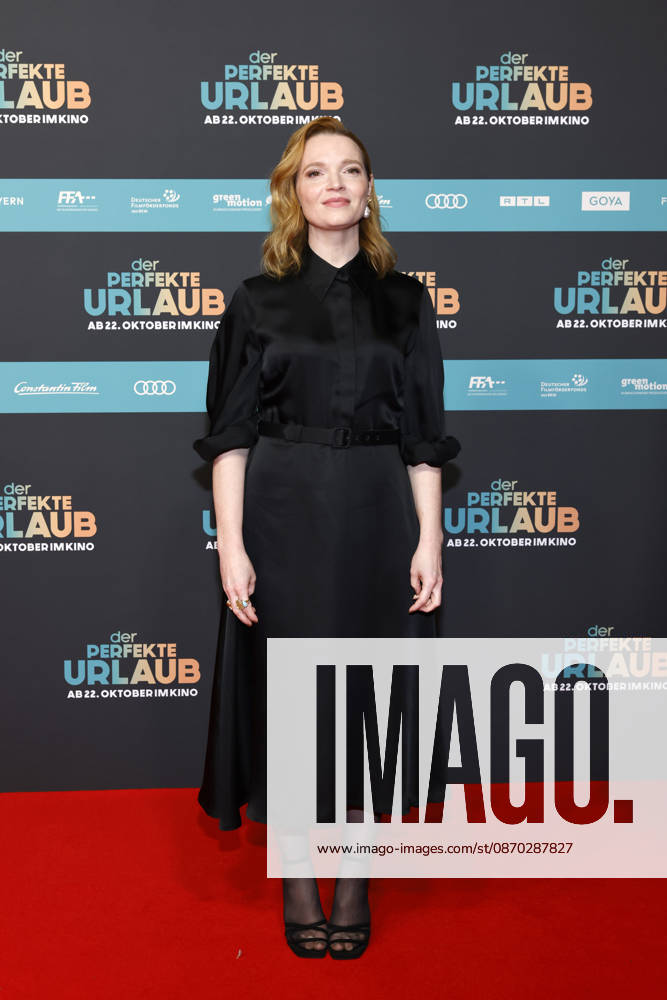 Schauspielerin Karoline Herfurth bei der NRW-Premiere des Kinofilms Der perfekte Urlaub im Cinedom. Köln, 21.10.2026 NRW Deutschland