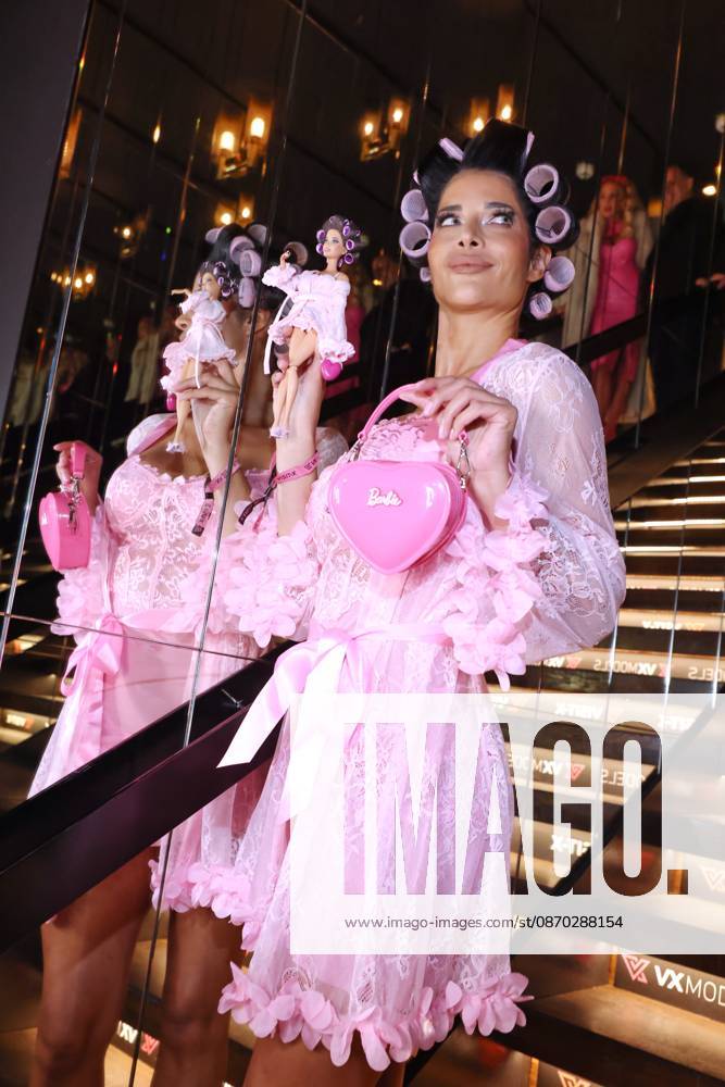 VISIT-X Venus 2026 Opening-Party Micaela Schaefer VISIT-X Messe-Opening-Party zur Venus 2026, AMANO Grand Central Hotel, Berlin, Datum: 21.10.2026