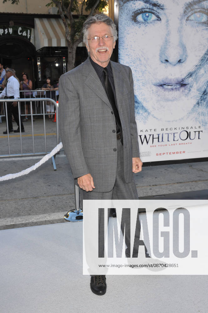 Tom Skerritt at the Los Angeles premiere of his new movie Whiteout at Mann Village Theatre, Westwood..September 9, 2009.September 9, 2009 Los Angeles, CA.Picture: Los Angeles USA - ZUMAa123 20090909_zaa_a123_001