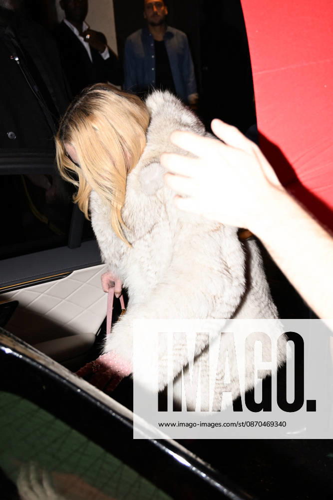 Exclusive: Madonna leaves a party at the Bus Palladium and returns to her hotel in Paris on October 23, 2026 Gédéon Taieb Bestimage Exclusive No web in Switzerland and Belgium Madonna leaves an evening at the Bus Palladium and returns to her hotel in Paris on October 23, 2026 Paris, France