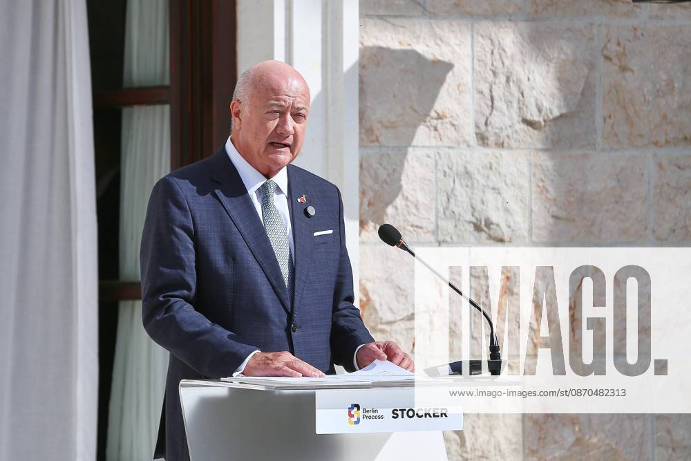 Sveti Stefan, Montenegro, 22.10.2026: Auslandsreise des Kanzlers zum Berlin Prozess -Gipfel: Pressekonferenz mit dem Bundeskanzler von Österreich Christian Stocker