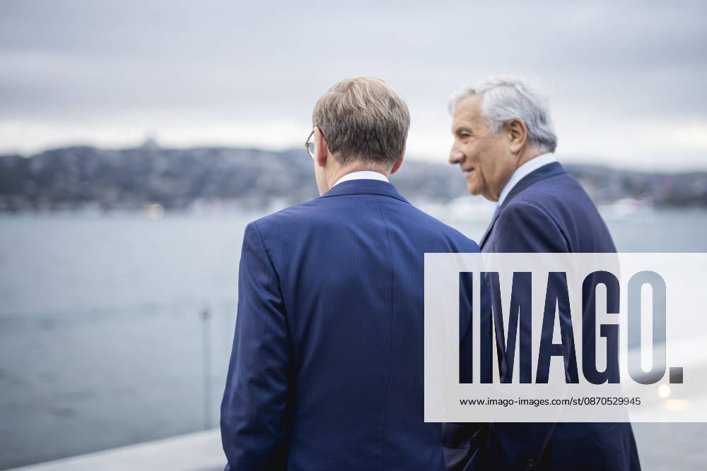(L-R) Johann Wadephul (CDU), Bundesaussenminister, und Antonio Tajani, Aussenminister von Italien, aufgenommen im Rahmen eines Treffens in Istanbul, 23.10.2026. Fotografiert im Auftrag des Auswaertigen Amtes Istanbul Tuerkei