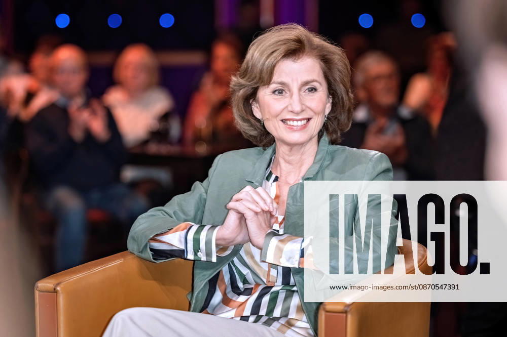 MDR - Riverboat. Schauspielerin Marijam Agischewa anläßlich der Aufzeichnung der MDR - Talkshow Riverboat am 23.10.2026 in der Mediacity Leipzig. 20261023SFL0050