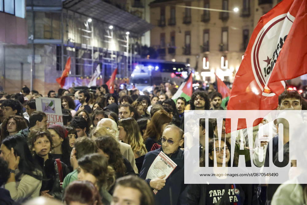 Protesters Clash with Police in Naples Students, trade union members and activists from Potere al Popolo take part in a demonstration against the rising cost of living in Piazza Municipio. Clashes between demonstrators and police break out during the protest. ABP18441