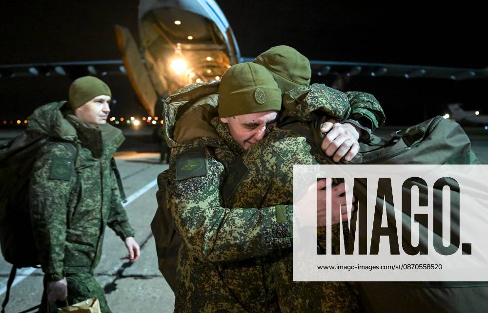 Belarus Russia Ukraine Military Operation POWs Exchange 9271479 23.10.2026 Russian prisoners of war, released from Ukrainian captivity amid Russia s military operation in Ukraine, react upon arrival at an airfield in Moscow region, Russia. Russia and Ukraine on October 23 completed a swap of 270 prisoners of war each. Ilya Pitalev Sputnik Moscow region Russia
