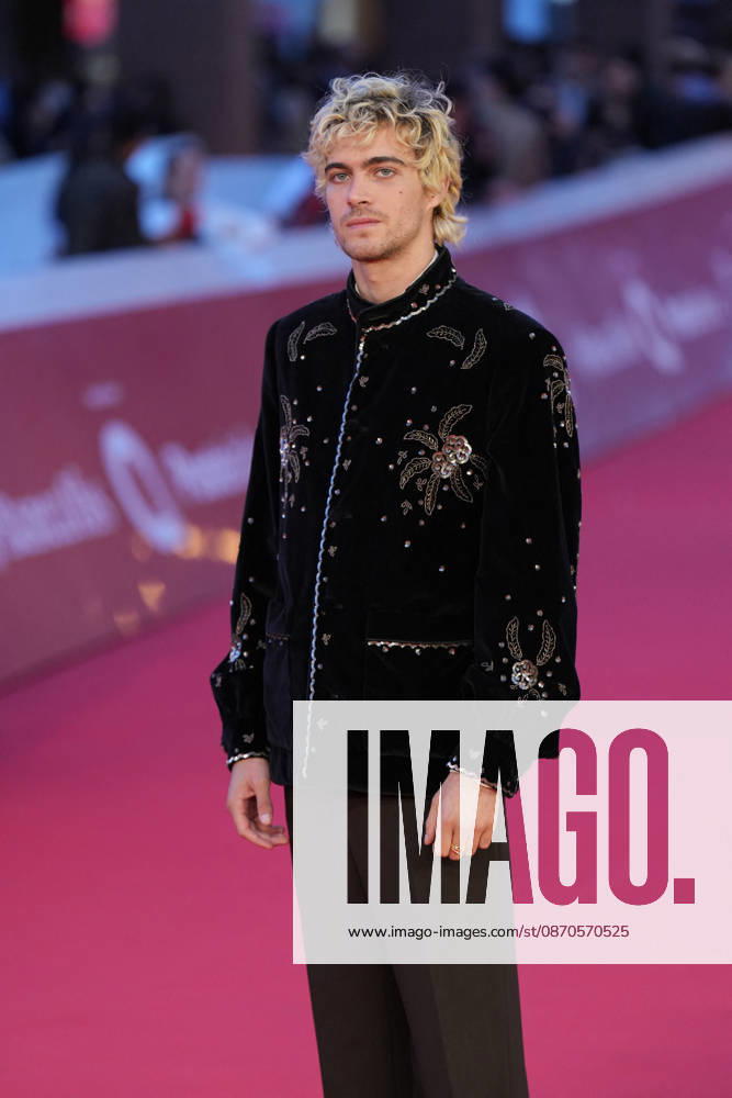 21st Rome Film Fest - La Bola Negra Red Carpet Lorenzo Zurzolo attends the red carpet premiere of the film LA BOLA NEGRA during the 21st Rome Film Fest in Rome, Italy on October 23, 2026. Photo by Andrea Bracaglia ABACAPRESS.COM Rome Italy Italy