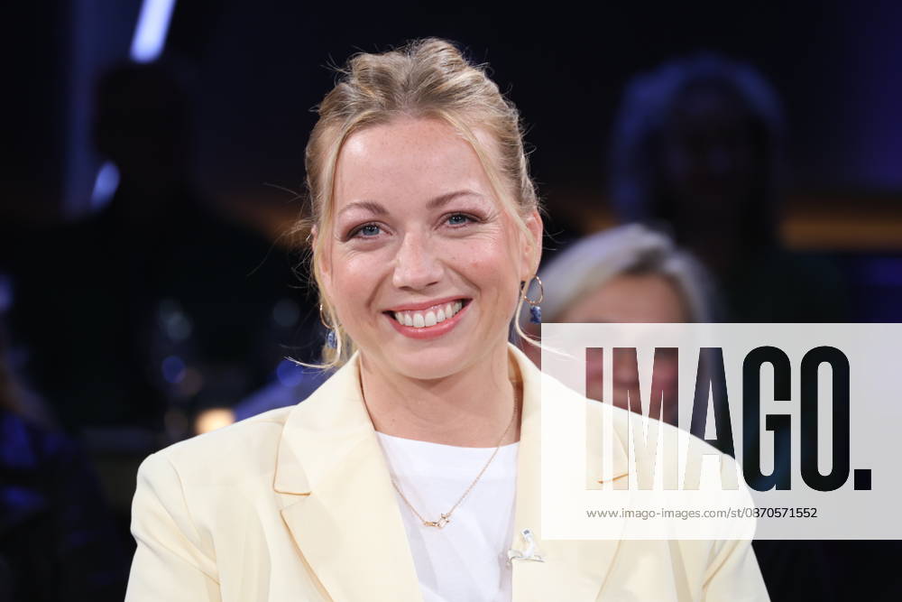 Zora Klipp, Gastronomin und Fernsehköchin, zu Gast in der NDR Talk Show, Fototermin am 23.10.2026 im Fernsehstudio Hamburg-Lokstedt vor der Sendung im 3. Programm des NDR Fernsehen