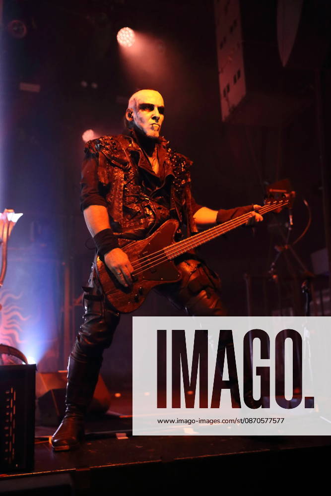 Tomasz Orion Wroblewski von der Band Behemoth bei einem Konzert in der Columbiahalle in Berlin, 23. Oktober 2026. Behemoth & Dimmu Borgir Konzert Berlin