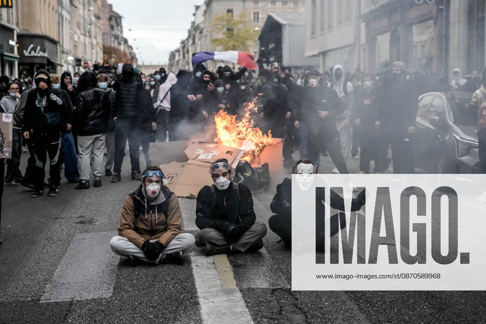 Police intervene in demonstrators amid ongoing protests in Nancy NANCY, FRANCE - OCTOBER 24: Police clash with protesters with water cannons and tear gas during a demonstration amid ongoing social and political tensions in Nancy, France, on October 24, 2026. Muhammed Said Tako Anadolu Nancy France. Editorial use only. Please get in touch for any other usage.