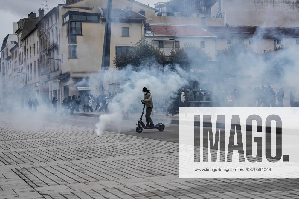 Police intervene in demonstrators amid ongoing protests in Nancy NANCY, FRANCE - OCTOBER 24: Police clash with protesters with water cannons and tear gas during a demonstration amid ongoing social and political tensions in Nancy, France, on October 24, 2026. Muhammed Said Tako Anadolu Nancy France. Editorial use only. Please get in touch for any other usage.
