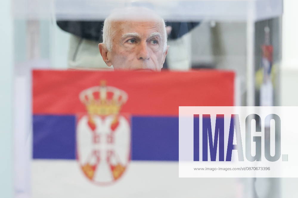 SERBIA, BELGRADE - OCTOBER 25, 2026: A man is seen at a polling station during the 2026 Serbian parliamentary election. On 25 October, the Serbs went to the polls to elect members of the country s unicameral parliament, Narodna Skupshtina. Alexander Ryumin TASS 99928897