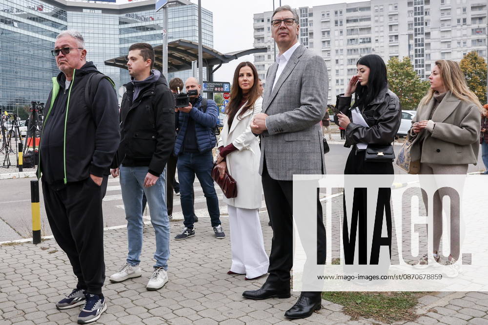SERBIA, BELGRADE - OCTOBER 25, 2026: Former Serbian president Aleksandar Vucic with wife Tamara (C) queues at a polling station during the 2026 Serbian parliamentary election. On 25 October, the Serbs went to the polls to elect members of the country s unicameral parliament, Narodna Skupshtina. Alexander Ryumin TASS 99934628