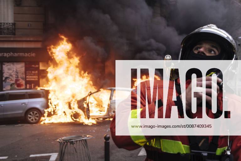 Thousands of demonstrators gathered on the Champs-Elysees and in the surrounding areas for Act IV of the protest movement of the Yellow Vests. Numerous clashes with the police were observed. JanxSchmidt-Whitley LexPictorium LePictorium_0196152
