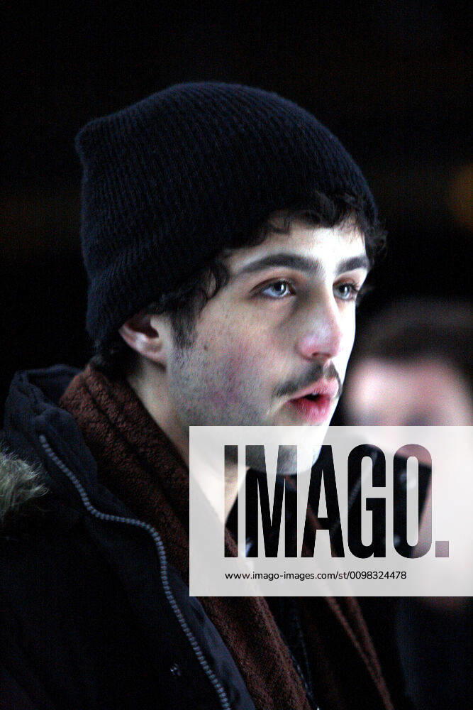 WHAT GOES UP, Josh Peck, 2009. Sony Pictures Courtesy Everett Collection Sony Pictures Courtesy Everett Collection !ACHTUNG AUFNAHMEDATUM GESCHÄTZT! PUBLICATIONXNOTxINxCANxCHNxFRAxITAxJPNxNORxPOLxRUSxESPxUKxUSA