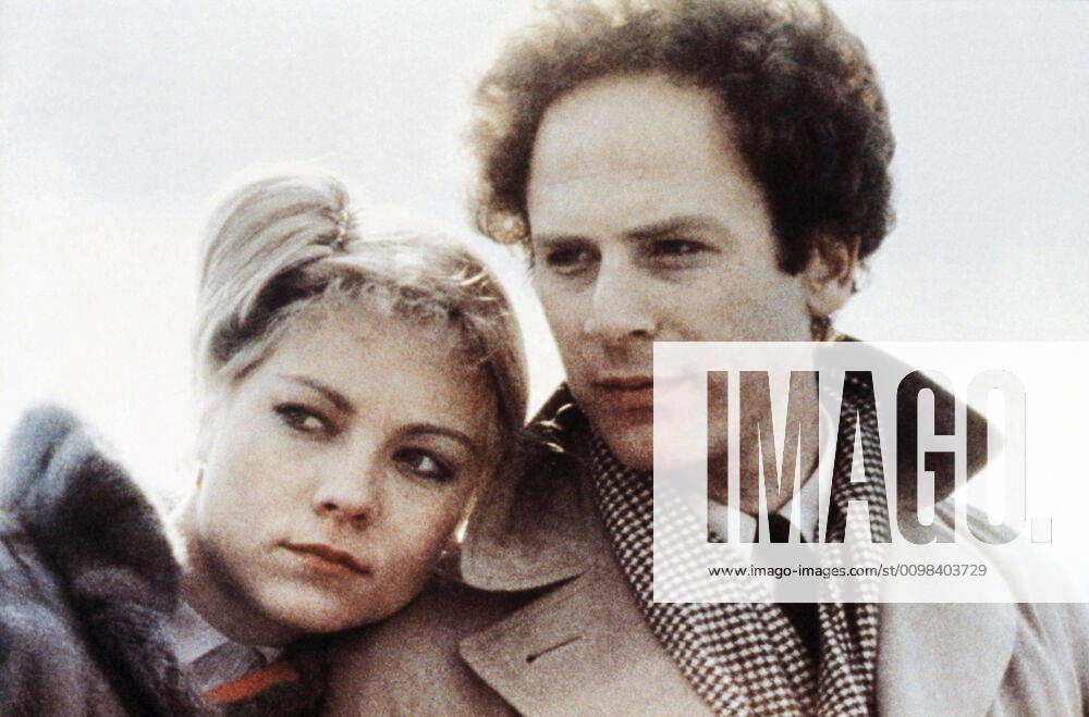 BAD TIMING, from left: Theresa Russell, Art Garfunkel, 1980, World Northal courtesy Everett Collection World Northal courtesy Everett Collection !ACHTUNG AUFNAHMEDATUM GESCHÄTZT! PUBLICATIONXNOTxINxCANxCHNxFRAxITAxJPNxNORxPOLxRUSxESPxUKxUSA