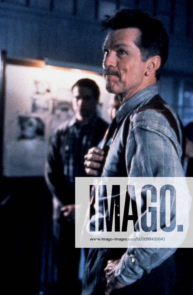 KNIGHT MOVES, Tom Skerritt, 1992 Courtesy Everett Collection !ACHTUNG AUFNAHMEDATUM GESCHÄTZT! PUBLICATIONXNOTxINxCANxCHNxFRAxITAxJPNxNORxPOLxRUSxESPxUKxUSA