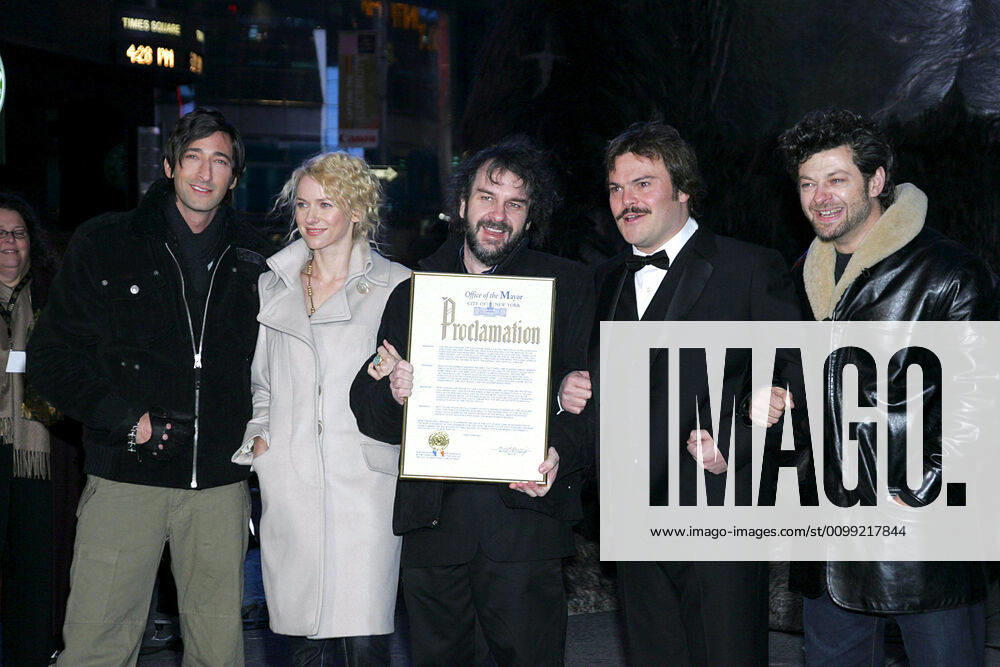Adrien Brody, Naomi Watts, Peter Jackson, Jack Black, Andy Serkis at arrivals for KING KONG Premiere, Loews E-Walk and AMC Empire 25 Theaters, New York, NY, December 05, 2005. Photo by: Gregorio Binuya Everett Collection !ACHTUNG AUFNAHMEDATUM GESCHÄTZT! PUBLICATIONXNOTxINxCANxCHNxFRAxITAxJPNxNORxPOLxRUSxESPxUKxUSA