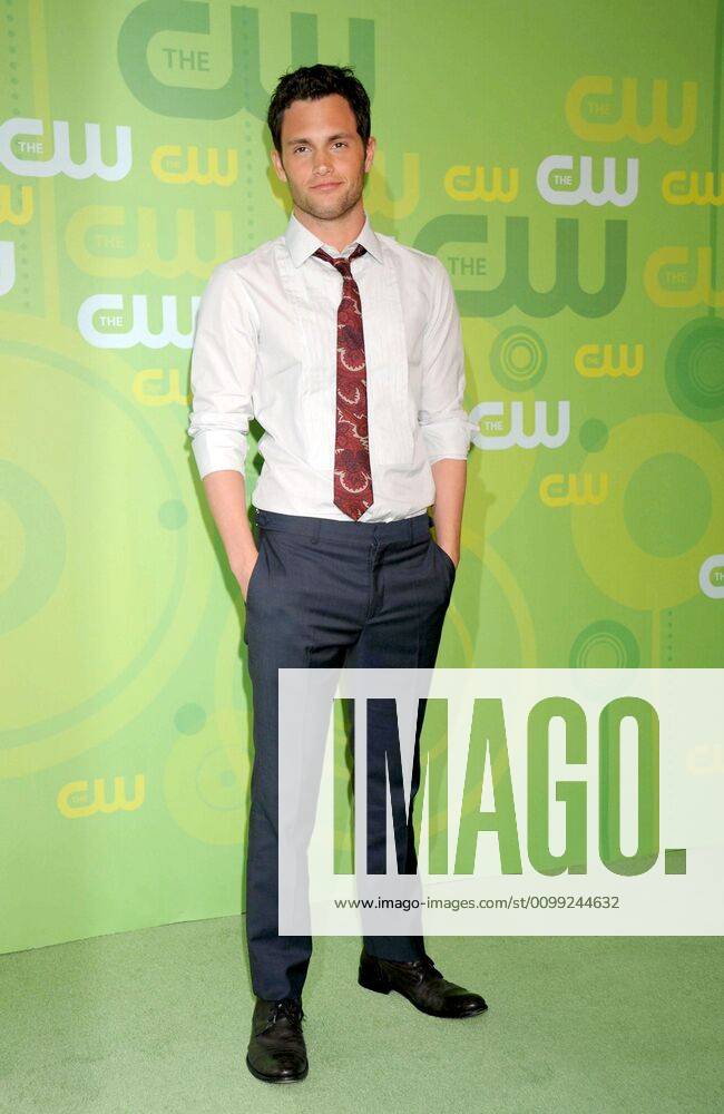 Penn Badgley at arrivals for Part 1 - The CW Network Television Upfronts, Lincoln Center, New York, NY, May 13, 2008. Photo by: Kristin Callahan Everett Collection !ACHTUNG AUFNAHMEDATUM GESCHÄTZT! PUBLICATIONXNOTxINxCANxCHNxFRAxITAxJPNxNORxPOLxRUSxESPxUKxUSA