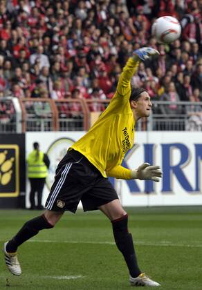 Fussball-Bundesliga 13.3.2011 1. FSV Mainz 05 - Bayer Leverkusen 0:1 Leverkusens Torwart Rene Adler Fussball - Bundesliga