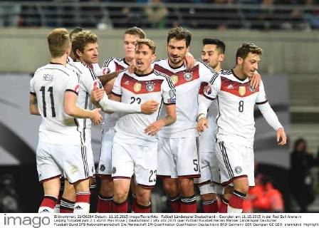 Fußball Länderspiel Deutschland - Georgien am 11.10.2015 in der Red Bull Arena in Leipzig Torjubel zum 2:1 durch Max Kruse ( Deutschland ) xRx
