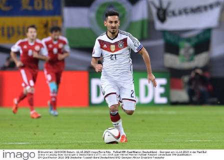 Fußball EM-Qualifikation Deutschland - Georgien am 11.10.2015 in der Red Bull Arena in Leipzig Ilkay Gündogan ( Deutschland ) xTTx