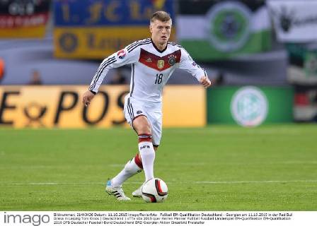 Fußball EM-Qualifikation Deutschland - Georgien am 11.10.2015 in der Red Bull Arena in Leipzig Toni Kroos ( Deutschland ) xTTx