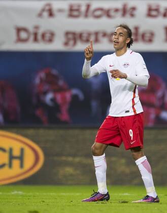 Fußball, 1. Bundesliga, Saison 2016 2017, 6. Spieltag, RB Leipzig - FC Augsburg, Freitag (30.09.2016), Red Bull Arena, Leipzig. Leipzigs Yussuf Poulsen. RM001