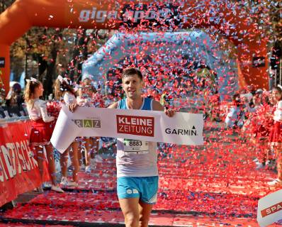 RUNNING - Graz Marathon GRAZ,AUSTRIA,14.OCT.18 - RUNNING - Graz Marathon. Image shows Markus Hartinger (AUT). GEPAxpictures xHansxOberlaender