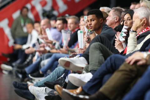Serge Gnabry 22 (FC Bayern Muenchen) beim Spiel, FC Bayern Basketball vs. Darussafaka Tekfen Istanbul, Basketball, Euroleague, 08.11.2018 Muenchen Bayern Deutschland