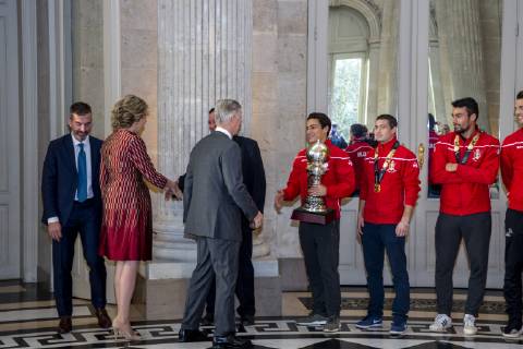 Queen Mathilde of Belgium, King Philippe - Filip of Belgium greet Belgian Hockey Federation chairman Marc Coudron, Belgian Hockey Federation Secretary-General Serge Pilet, Belgium s captain Thomas Briels, holding the World Cup trophy, Belgium s John-John Dohmen and Belgium s Simon Gougnard pictured during a reception to honour the new hockey world champions, the Belgian Red Lions team, in the Royal castle in Laken - Laeken, Tuesday 18 December 2018. Red Lions won 3-2 the final against The Netherlands in India last last Sunday. HATIMxKAGHAT x05493013x