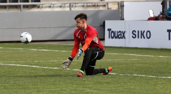 09.02.2019, xmgoodx Frankfurt am Main , PSD Bank Arena am Bornheimer Hang Regionalliga Süd Saison 2018 2019 Testspiel FSV Frankfurt gegen Viktoria Aschaffenburg Torwart Aulbach, Marco (33, FSV Frankfurt)