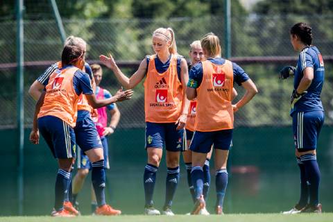 190617 Amanda Ilestedt of Sweden during a training session on June 17, 2019 in Nice. Photo: Simon Hastegard Bildbyran Kod SH 180074 bbeng fotboll football fotball soccer dam women kvinner frankrike france vm vm 2019 verdensmesterskap världsmästerskap fifa women s world cup 2019 world cup sweden sverige träning training practice Copyright: SIMONxHASTEGARD BB190617SH006