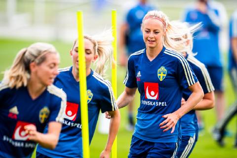 190619 Amanda Ilestedt of Sweden during a training session June 19, 2019 in Le Havre. Photo: Simon Hastegard Bildbyran Kod SH 180077 bbeng fotboll football fotball soccer dam women kvinner frankrike france vm vm 2019 verdensmesterskap världsmästerskap fifa women s world cup 2019 world cup sweden sverige träning training practice Copyright: SIMONxHASTEGARD BB190619SH058