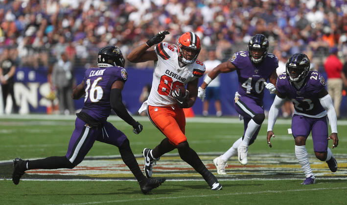 NFL, American Football Herren, USA 2019: Browns vs Ravens SEP 29, Cleveland Browns TE Pharaoh Brown (86) in action during a game against the Baltimore Ravens at M&T Bank Stadium in Baltimore, Maryland on September 29, 2019. Photo Mike Buscher Cal Media Sipa USA(Credit Image: © Mike Buscher Cal Sport Media Sipa USA CSM Sipa USA) NO ARCHIVING, EDITORIAL USE ONLY, NO USE IN BOOKS WITHOUT CONSENT Baltimore MD United States Copyright: xCalxSportxMediax 20190930001423197532