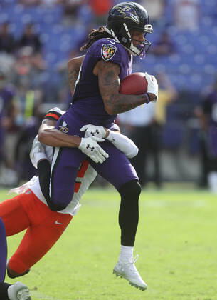 NFL, American Football Herren, USA 2019: Browns vs Ravens SEP 29, Baltimore Ravens WR Chris Moore (10) in action during a game against the Cleveland Browns at M&T Bank Stadium in Baltimore, Maryland on September 29, 2019. Photo Mike Buscher Cal Media Sipa USA(Credit Image: © Mike Buscher Cal Sport Media Sipa USA CSM Sipa USA) NO ARCHIVING, EDITORIAL USE ONLY, NO USE IN BOOKS WITHOUT CONSENT Baltimore MD United States Copyright: xCalxSportxMediax 20190930001423219328