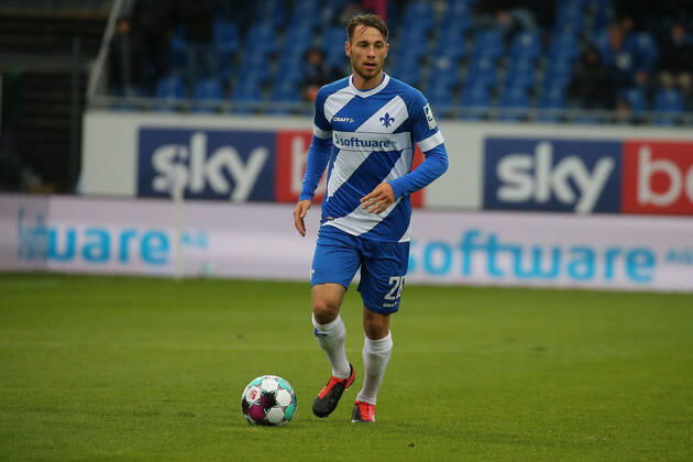 26.09.2020 xjjx Fussball 2.Bundesliga SV Darmstadt 98 - SSV Jahn Regensburg emonline v.l., (DFL DFB REGULATIONS PROHIBIT ANY USE OF PHOTOGRAPHS as IMAGE SEQUENCES and or QUASI-VIDEO) Copyright: JoaquimxFerreira