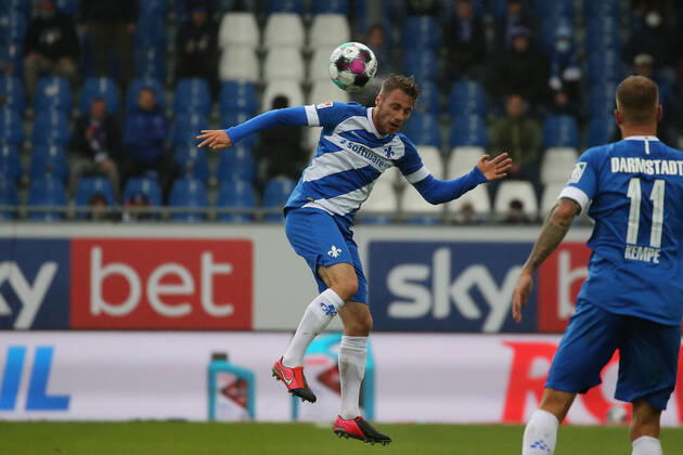 26.09.2020 xjjx Fussball 2.Bundesliga SV Darmstadt 98 - SSV Jahn Regensburg emonline v.l., Matthias Bader (SV Darmstadt 98) (DFL DFB REGULATIONS PROHIBIT ANY USE OF PHOTOGRAPHS as IMAGE SEQUENCES and or QUASI-VIDEO) Copyright: JoaquimxFerreira
