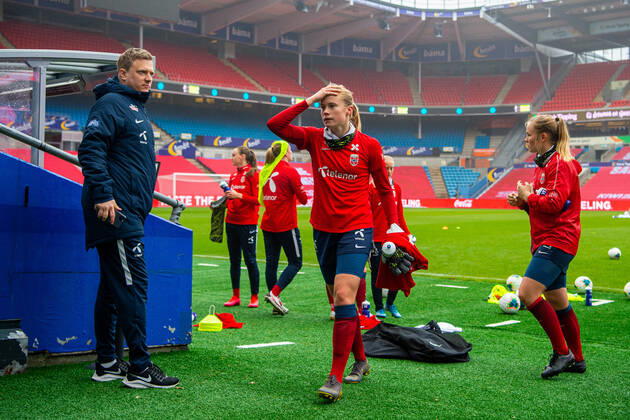 201021 Julie Blakstad of the Norwegian women?s national football team during a training session on October 21, 2020 in Oslo. Photo: Vegard Wivestad Grott BILDBYRAN kod VG VG0060 bbeng fotboll football fotball soccer UEFA EURO, EM, Europameisterschaft,Fussball Qualifier, EM, Europameisterschaft em-kvalifisering kvinner em-kvalik em-kval norge norway dam trening träning training Copyright: VEGARDxWIVESTADxGRoTT BB201021VG020