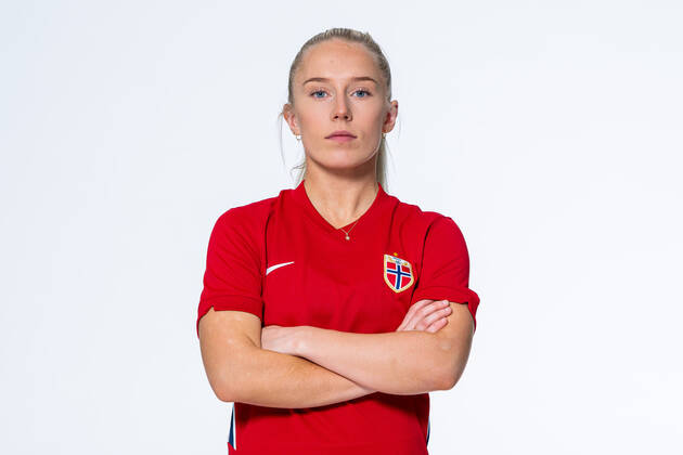 201022 Thea Bjelde of the Norwegian women?s national football team poses for a portrait on October 22, 2020 in Oslo. Photo: Vegard Wivestad Grott BILDBYRAN kod VG VG0061 bbeng fotball fotboll football norge norway a kvinner portrett porträtt portraits dam Copyright: VEGARDxWIVESTADxGRoTT BB201022VG010