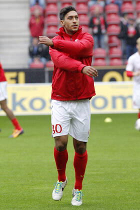 Mainz, Deutschland 05. Oktober 2013: 1. Bundesliga - 13 14 - 8. Spieltag - 1. FSV Mainz 05 vs. 1899 Hoffenheim. Malik Fathi (Mainz) beim aufwärmen, hoch, hochformat 1. Bundesliga - 13 14 - 8. Spieltag - 1. FSV Mainz 05 vs. 1899 Hoffenheim.