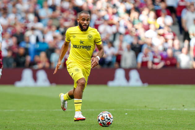 Aston Villa v Brentford Premier League Bryan Mbeumo of Brentford during the Premier League match between Aston Villa and Brentford at Villa Park, Birmingham Content Not Available For UK Newspapers Copyright: xMarkxDxFullerx FIL-15818-0022