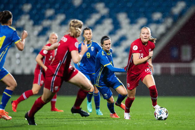 210921 Frida Maanum of Norway during the FIFA Women s World Cup Qualifier football match between Kosovo and Norway on September 21, 2021 in Pristina. Photo: Vegard Wivestad Grott BILDBYRAN kod VG VG0172 bbeng fotball soccer football fotboll FIFA World Cup, WM, Weltmeisterschaft, Fussball qualifiers vm-kvalifisering kvinner vm kvalik landskamp dam norge norway kosovo Copyright: VEGARDxWIVESTADxGRoTT BB210921VG012
