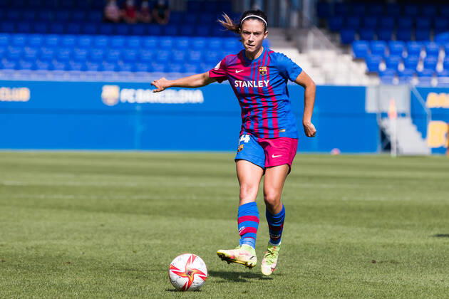 October 2, 2021, Sant Joan Despi, Barcelona, Spain: Aitana Bonmati of FC Barcelona, Barca Femeni in action during the Liga Iberdrola match between FC Barcelona Femeni and Deportivo Alaves Femenino at Johan Cruyff Stadium on October 02, 2021 in Sant Joan Despi, Barcelona, Spain. Sant Joan Despi Spain - ZUMAa181 20211002_zaa_a181_016 Copyright: xJavierxBorregox