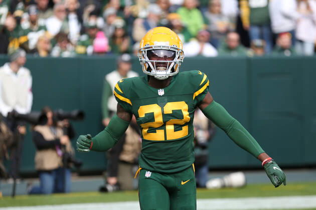 GREEN BAY, WI - OCTOBER 24: Green Bay Packers cornerback Shemar Jean-Charles (22) celebrates a special teams play during a game between the Green Bay Packers and the Washington Football Team at Lambeau Field on October 24, 2021 in Green Bay, WI. (Photo by Larry Radloff Icon Sportswire) NFL, American Football Herren, USA OCT 24 Washington Football Team at Packers Icon2110244399