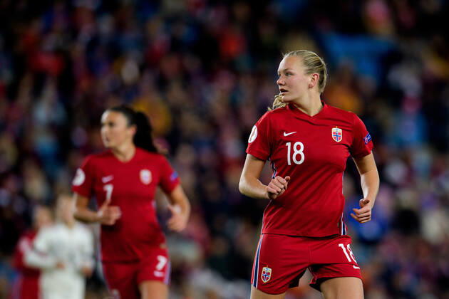 211026 Frida Maanum of Norway during the FIFA Women s World Cup Qualifier football match between Norway and Belgium on October 26, 2021 in Oslo. Photo: Vegard Wivestad Grott BILDBYRAN kod VG VG0190 bbeng fotball soccer football fotboll FIFA World Cup, WM, Weltmeisterschaft, Fussball qualifiers vm-kvalifisering kvinner vm kvalik landskamp dam norge norway belgium belgia belgien Copyright: VEGARDxWIVESTADxGRoTT BB211026VG065